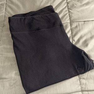 Gap Fit crop performance leggings